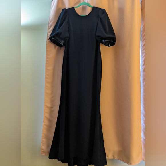 Calvin Klein Sequined-Sleeve V-Back Gown in Black Size 8 - Picture 5 of 12